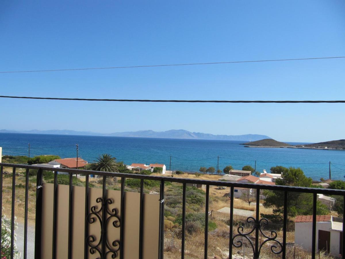 Eugenia Travasarou Sea View Appartments Diakofti Екстериор снимка