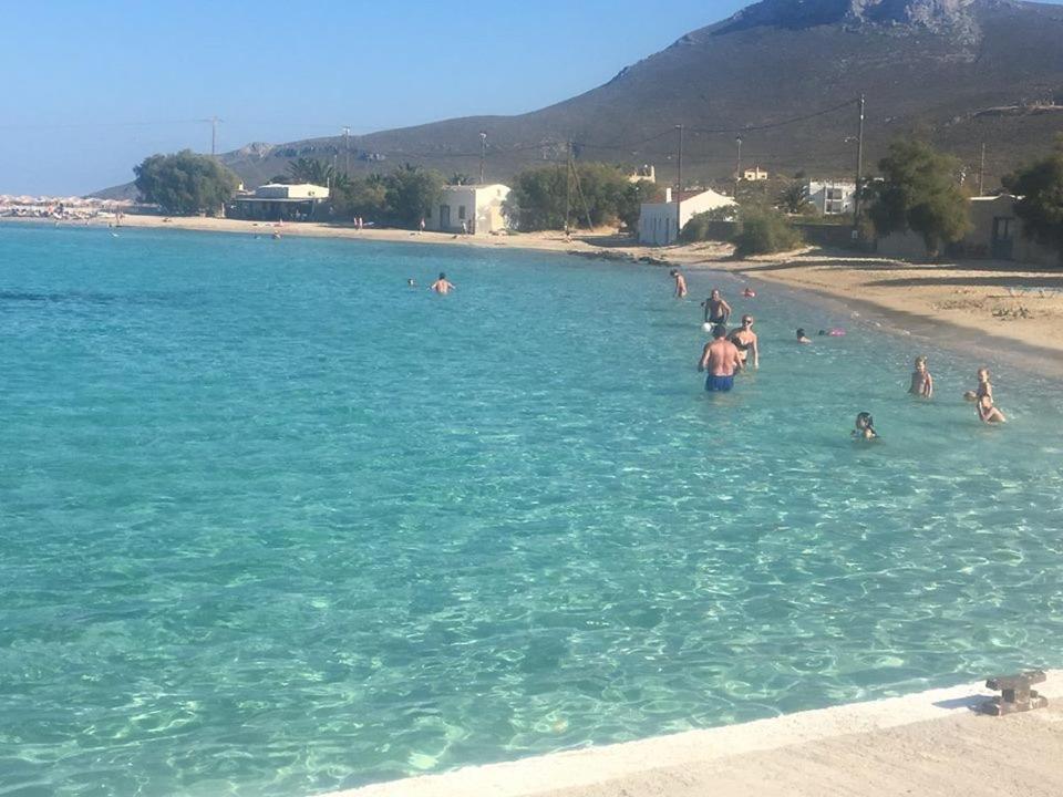 Eugenia Travasarou Sea View Appartments Diakofti Екстериор снимка