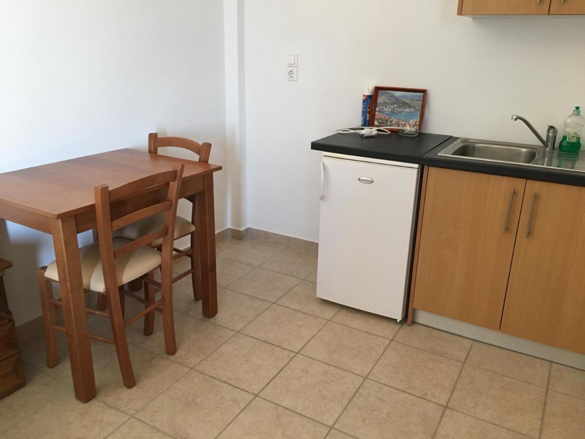 Eugenia Travasarou Sea View Appartments Diakofti Екстериор снимка